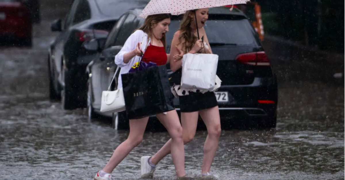 Gündemden Son Bilgiler: Sıcaklık 4-6 derece düşüyor! 13 kent için "sarı" alarm... Meteoroloji saat verdi!