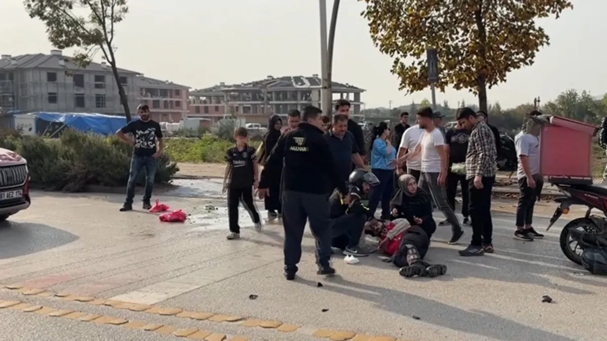 Otomobil ile motokurye çarpıştı: 2 yaralı