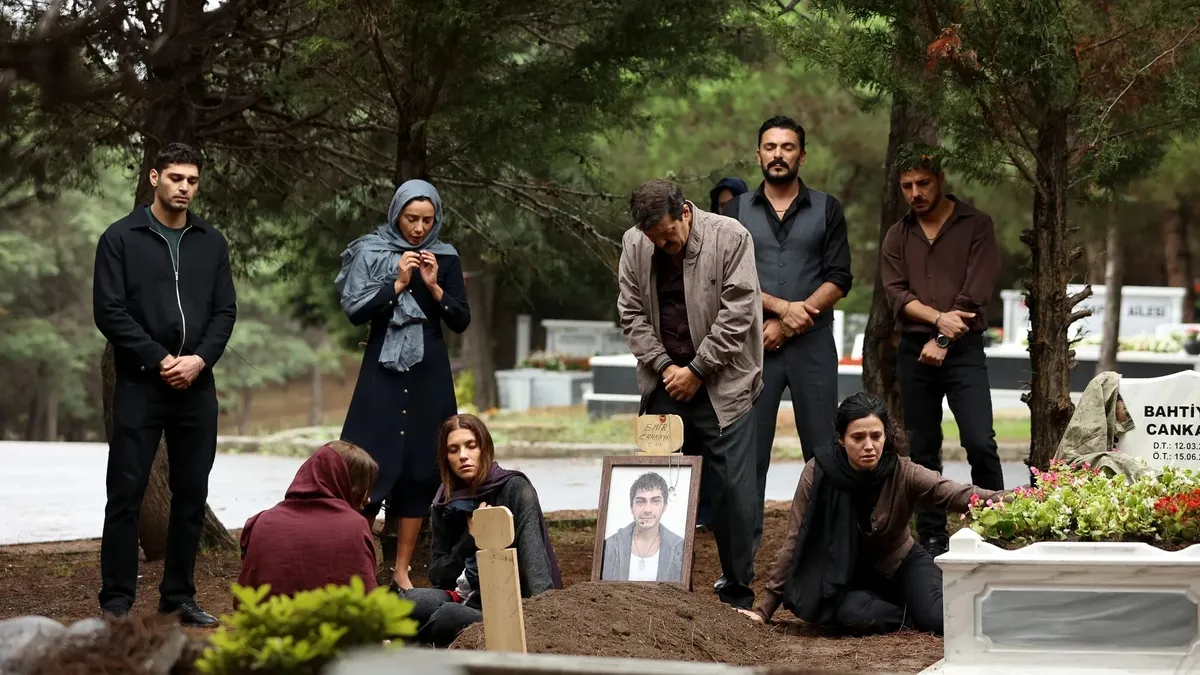 Gündemden Son Bilgiler: Altı Üstü İstanbul 16. bölüm izle! "Uzay'ın kardeşi için yapamayacağı şey yok!": Geliş