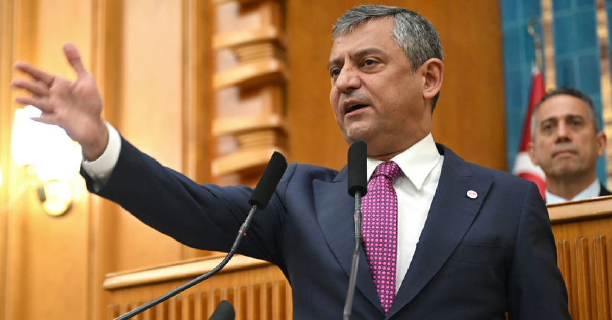 Özgür Özel TBMM'de konuşuyor ve Merak Edilenler