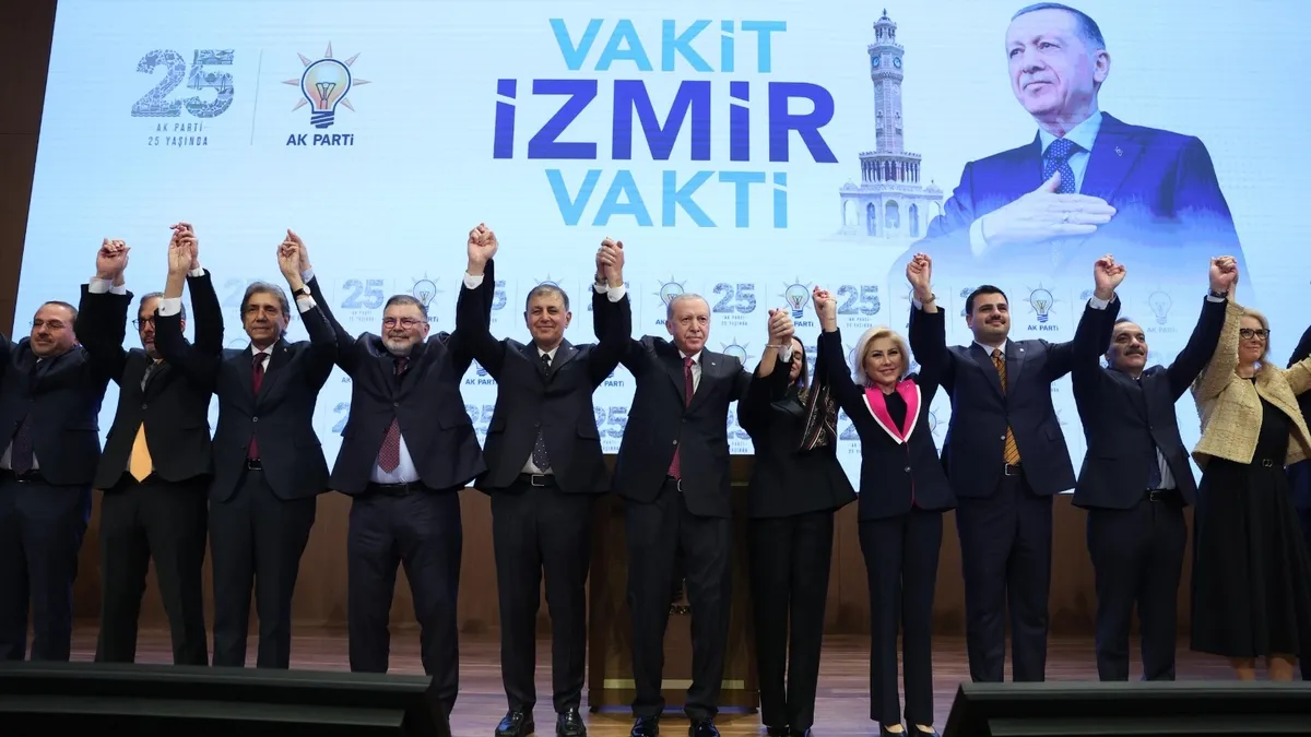 Kritik Açıklama: İZBB Başkanı Cemil Tugay: “Önceliğim siyaset değil liyakat ve İzmir’e hizmet” ve Merak Edilen