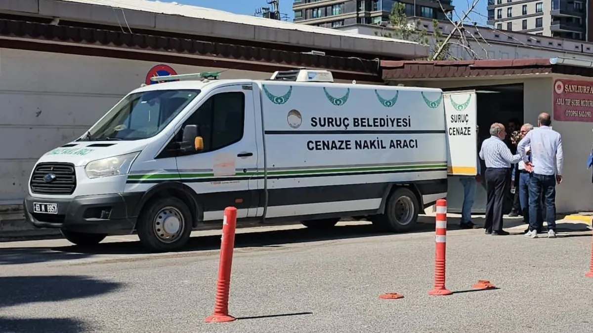 Kritik Açıklama: Otomobilin çarptığı 21 yaşındaki motosiklet sürücüsü yaşamını yitirdi - Son Dakika Bilgileri