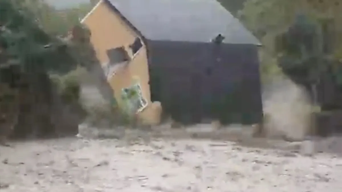 Ayrıntılar Netleşti: Sel suları iki katlı evi yerle bir etti! O anlar kamerada ve Merak Edilenler