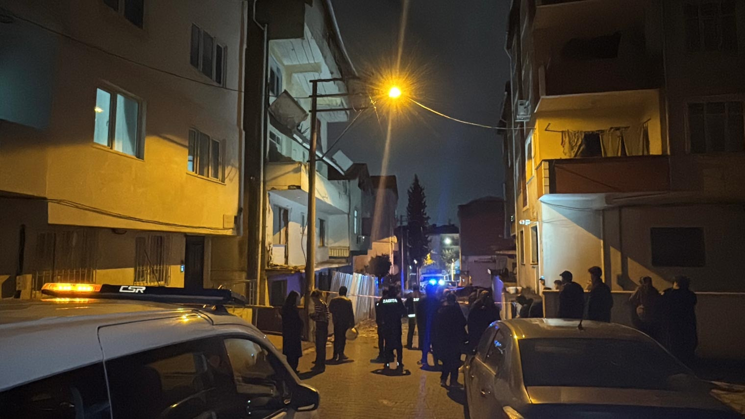 Gündemden Son Bilgiler: Boşaltılan binada balkon çöktü, sokak giriş-çıkışa kapatıldı | İşte Tüm Ayrıntılar
