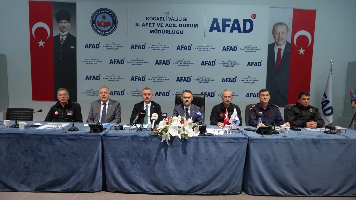 Ayrıntılar Netleşti: Kocaeli'de sağanak bilançosu resmen duyuruldu: 5 bin 142 ihbar alındı, 267 kişi kurtarıld