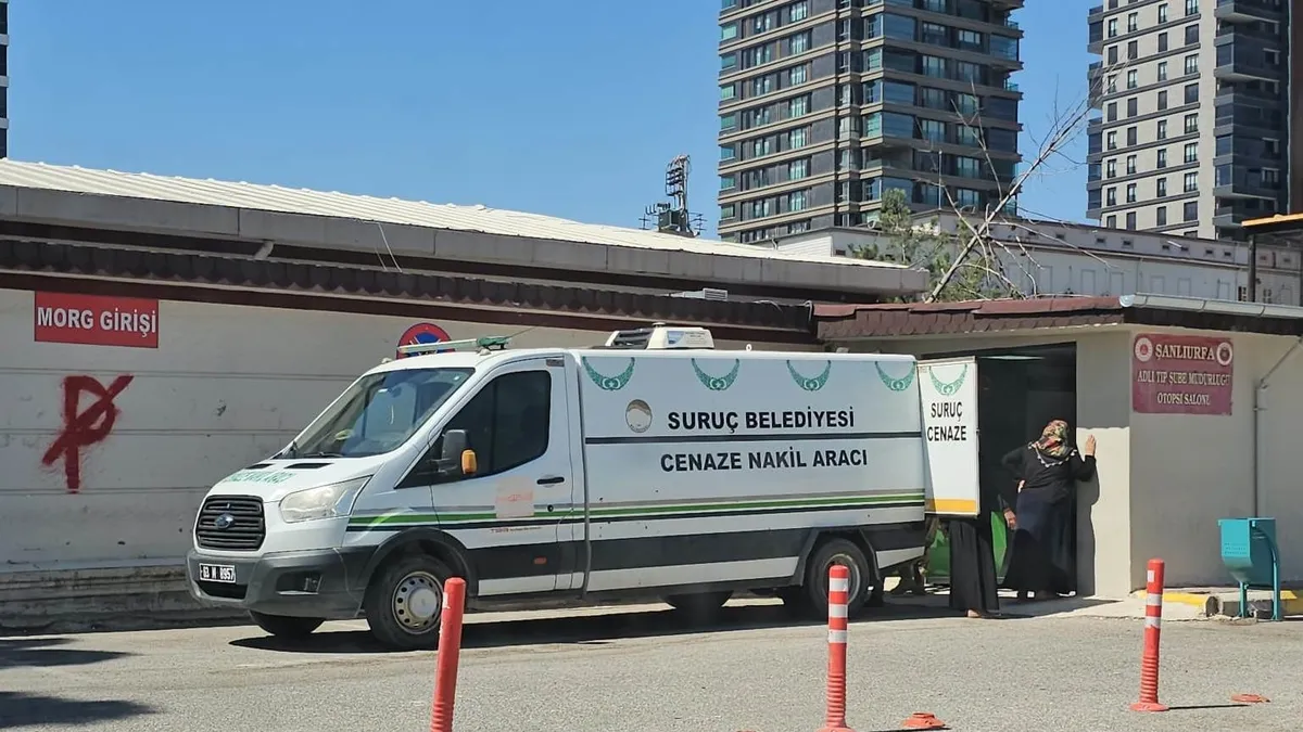 Kritik Açıklama: Otomobilin çarptığı kadın yaşamını yitirdi