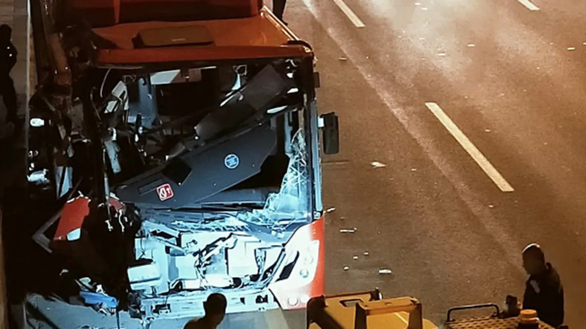 Son Gelişme: Ankara'da otobüs dehşeti! Yoldan çıkan araç üst geçidin ayağına çarptı: 24 yaralı!: Gelişmeler Ta