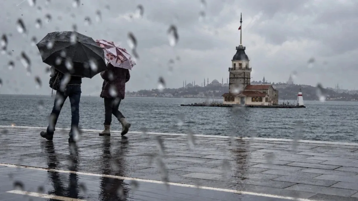 Ayrıntılar Netleşti: Yağmur ne zaman başlayacak? İstanbul'a sağanak yağış geri dönüyor! 22-23-24-25 Ekim hava