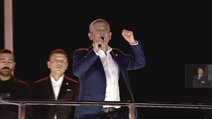 Kritik Açıklama: Özgür Özel: Ben şiddete çağırmam ve Merak Edilenler