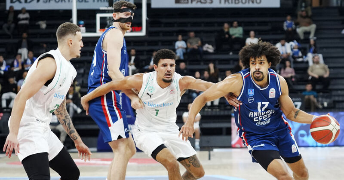 Sıcak Gündem: Anadolu Efes evinde rahat kazandı: Gelişmeler Takip Ediliyor