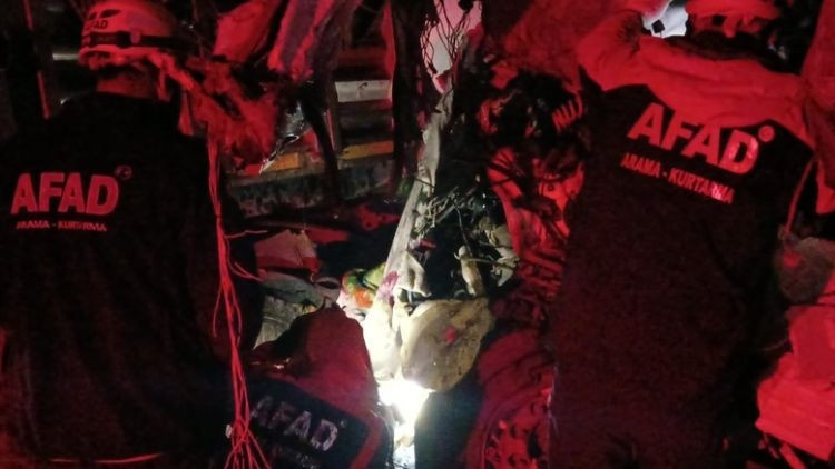 Elazığ’da 3 tır çarpıştı: 1 ölü, 3 yaralı: Gelişmeler Takip Ediliyor