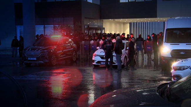 Son Gelişme: Bakırköy Belediyesi'ne operasyon: 68 şüpheli hakkında gözaltı kararı