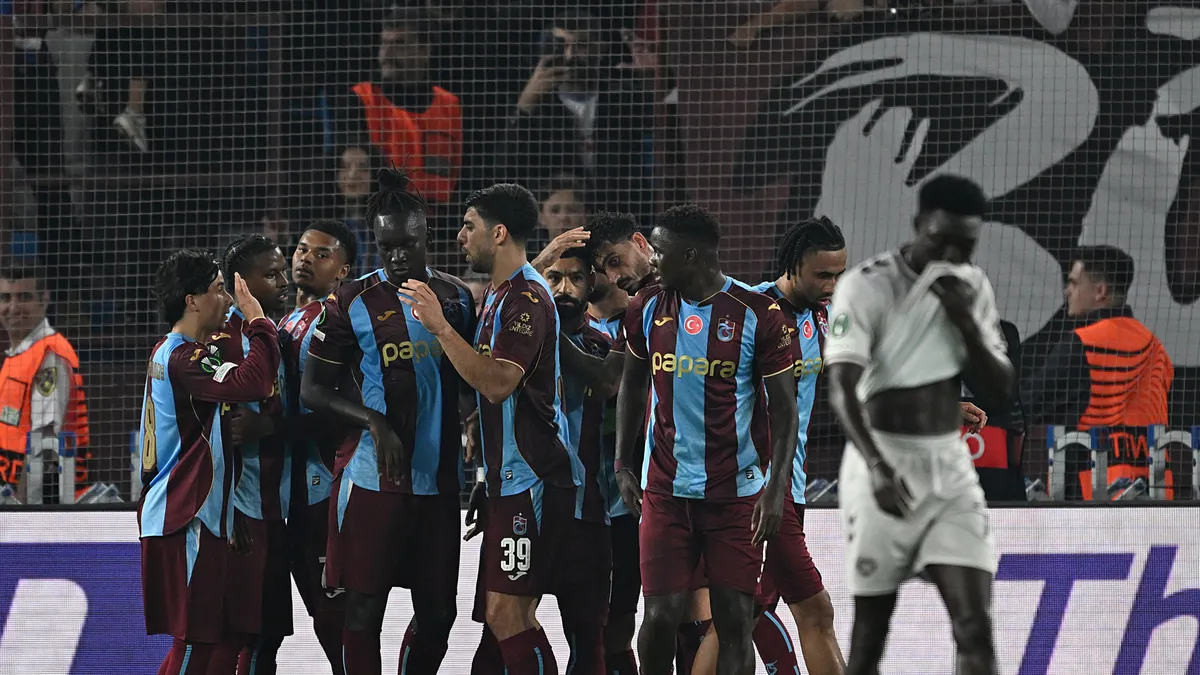 Ayrıntılar Netleşti: Trabzonspor - Freiburg maçı saat kaçta, hangi kanalda yayınlanacak? Konferans Ligi'nde 3.