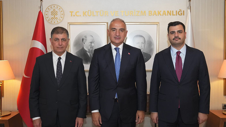 Sıcak Gündem: Bakan Ersoy, AK Parti'li İnan ve İzmir Büyükşehir Belediye Başkanı Tugay’ı kabul etti