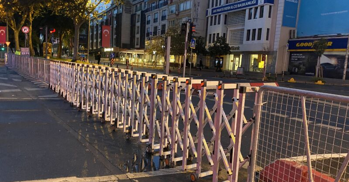 Sıcak Gündem: Bazı yollar trafiğe kapatıldı: Gelişmeler Takip Ediliyor