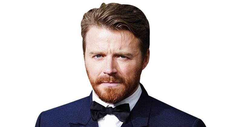 Ayrıntılar Netleşti: Favori Bond Lowden ve Merak Edilenler