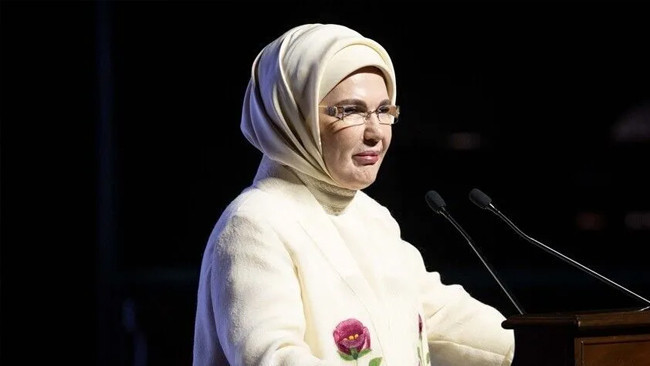 Sıcak Gündem: Emine Erdoğan: Güçlü kadın, tek yaşam tarzına indirgenemeyecek kadar geniş bir kavramdır: Gelişm