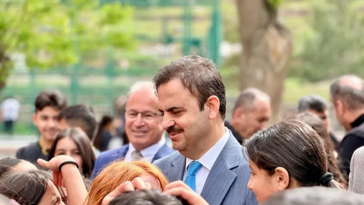 Ayrıntılar Netleşti: Kayseri’de devletin şefkat elini sahaya taşıyan isim: Erdoğan Turan Ermiş’ten insana doku