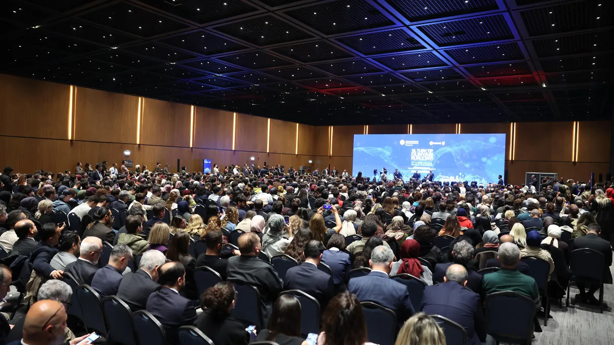 Ayrıntılar Netleşti: 12'nci Türk Tıp Dünyası Kurultayı: Sağlık Bakanı Memişoğlu gençlerle buluştu! - Son Dakik