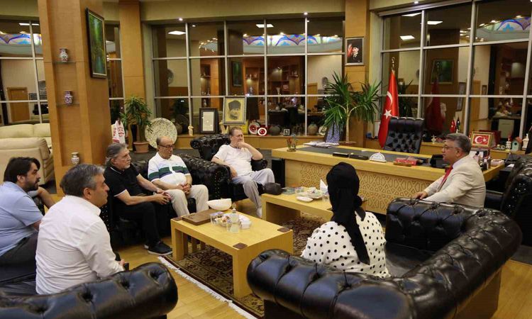 Sıcak Gündem: Ahmet Özhan'dan Kütahya DPÜ'ye Anlamlı Ziyaret - Son Dakika Haberleri