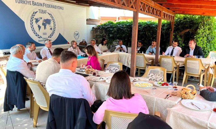 Gündemden Son Bilgiler: AK Parti'den 'Terörsüz Türkiye' süreci için yasa teklifi sinyali - Son Dakika ve Merak