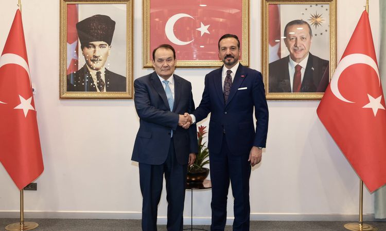 Kritik Açıklama: AK Parti Genel Başkan Yardımcısı Zorlu, Türk Yatırım Fonu Başkanı Amreyev ile bir araya geldi