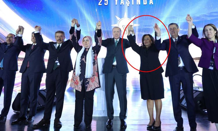 Son Gelişme: AK Parti’nin ilk Süryani belediye başkanı Türkan Kayır oldu - Haberleri