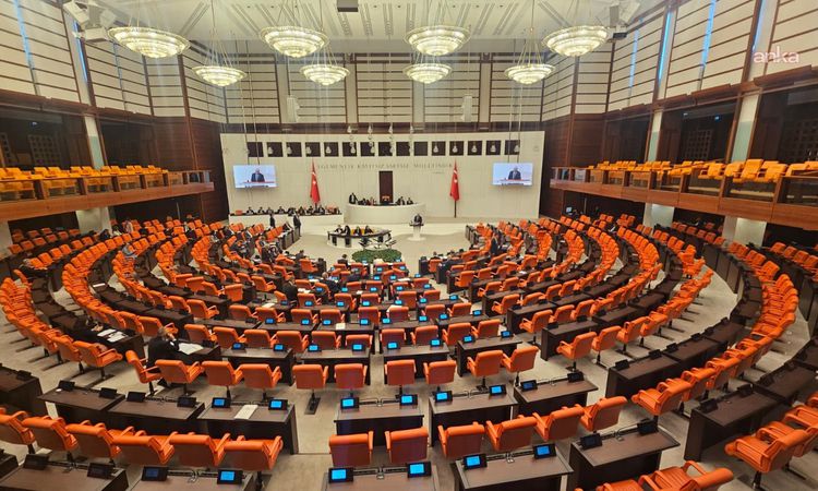 Kritik Açıklama: AK Parti'nin şehit aileleri ve gazilere yönelik kanun teklifi TBMM'ye geliyor - Son Dakika |