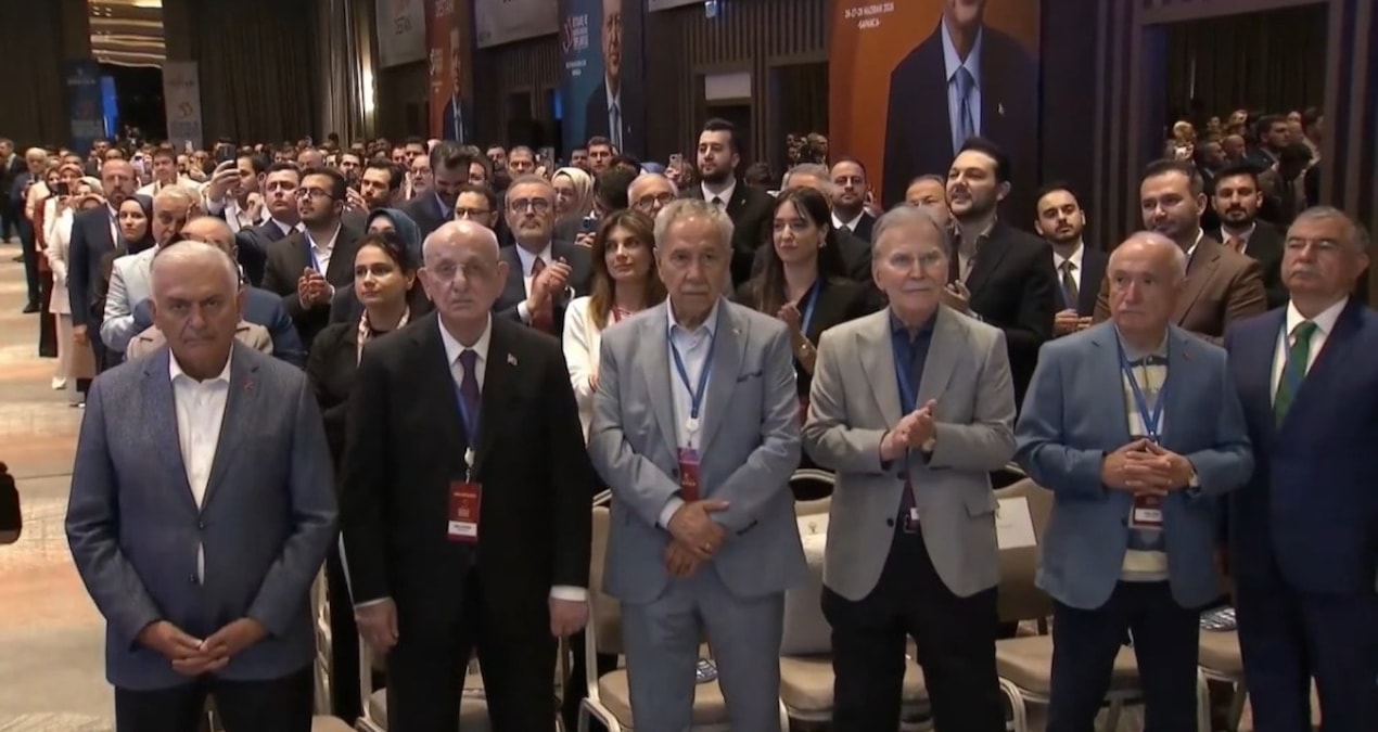 AKP'nin ağır toplarının bu görüntüsü etkinliğe damga vurdu - Son Dakika Haberleri