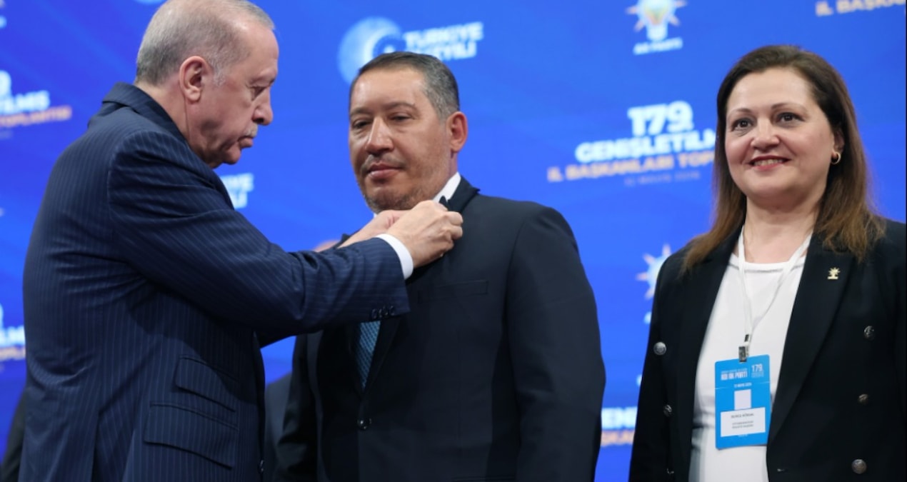 Son Gelişme: AKP'nin son transferinin oğlu tacizci, babası firari çıktı! - Son Dakika