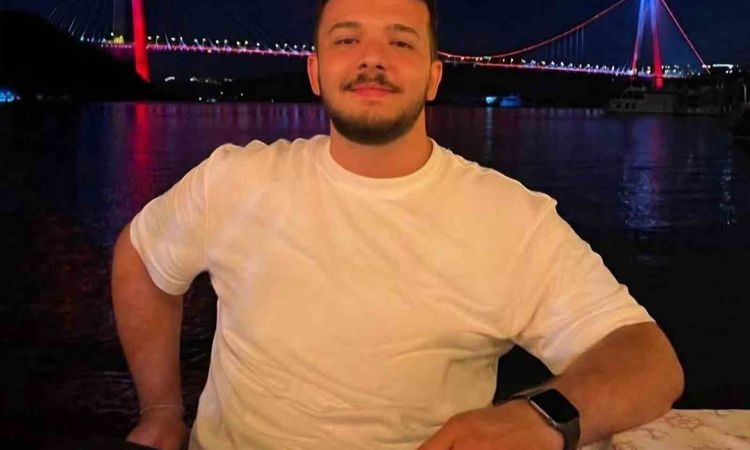 Gündemden Son Bilgiler: Alaplı'da 21 Yaşındaki Genç Evinde Ölü Bulundu - Son Dakika Haberleri | İşte Tüm Ayrın
