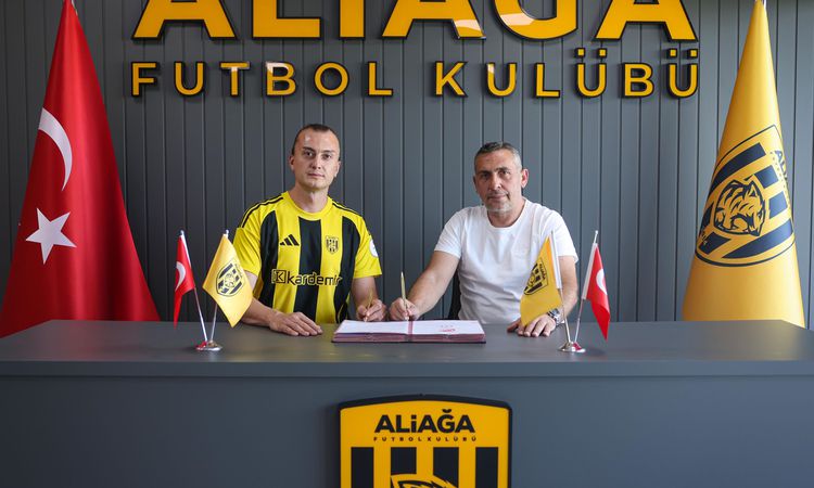 Two signatures from Aliağa FK - Last Minute