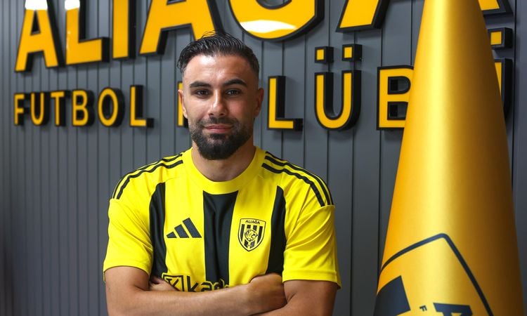 Aliağa FK unveils new signings.