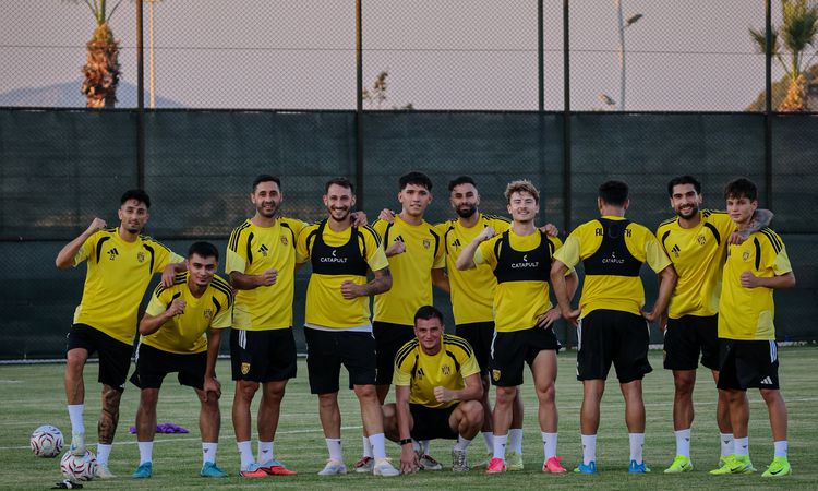 Gündemden Son Bilgiler: Aliağa FK'da Köklü Değişim: 17 Transfer, 17 Ayrılık - Haberleri ve Merak Edilenler