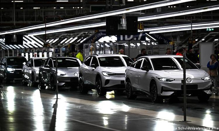 Almanya elektrikli otomobillere iki ayda 54 milyon euro teşvik verdi - Son Dakika Haberleri - Son Dakika Bilgi