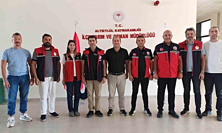 Altıeylül'de veteriner klinik denetimleri ve numune alma çalışmaları masaya yatırıldı | İşte Tüm Ayrıntılar