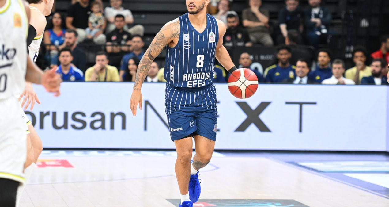 Ayrıntılar Netleşti: Anadolu Efes seriyi 4. maça taşıdı - Son Dakika Haberleri