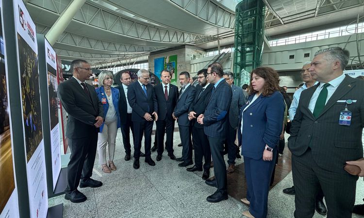 'Memory and Souvenir: July 15 Photography Exhibition' in Ankara - News