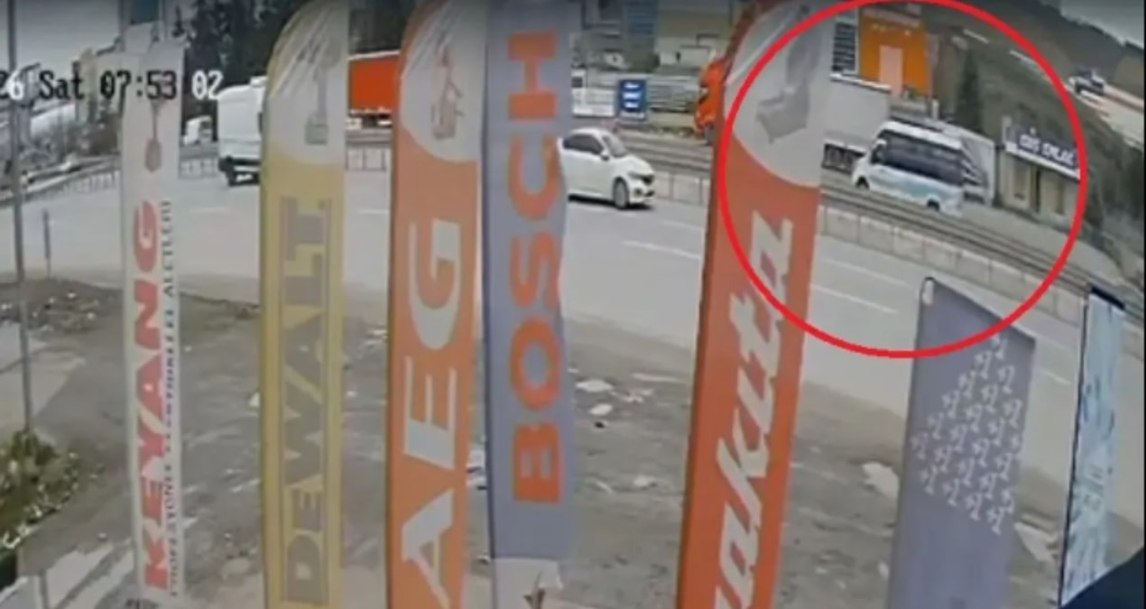 Kritik Açıklama: Ankara'da otobüs kazası: Çok sayıda ölü ve yaralı var - Son Dakika Haberleri