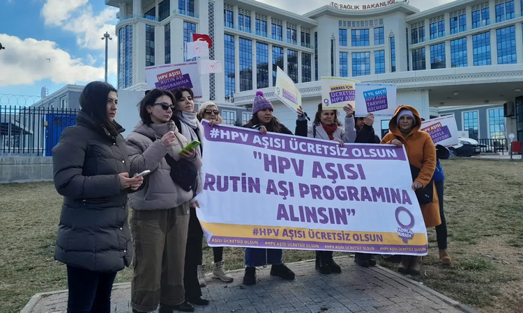 Gündemden Son Bilgiler: Ankara Tabip Odası'ndan HPV aşısı demeçsı: Bakan'ın sözleri bilimsu baskını yaklaşım a