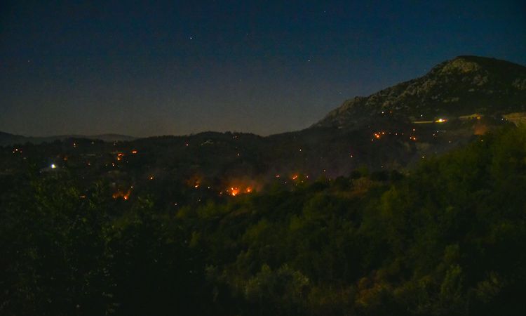 Gündemden Son Bilgiler: Antalya'da Kumluca, Kaş ve Manavgat orman alevlerları kontrol altında - Son Dakika Hab