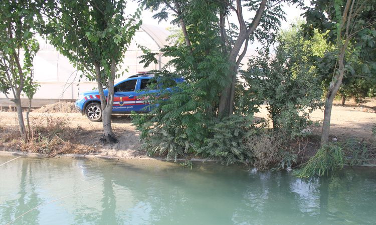 Ayrıntılar Netleşti: Antalya’da sulama kanalı yanında motosikleti ve telefonu bulunan kişi için arama çalışmal