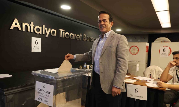 Antalya Ticaret Borsası seçiminde 45 meslek komitesi üyesi belirlendi
