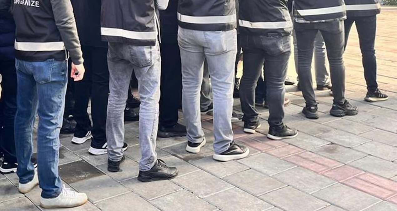 Antalya'da uyuşturucu operasyonunda 9 şüpheli yakalandı - En Son Haber: Gelişmeler Takip Ediliyor