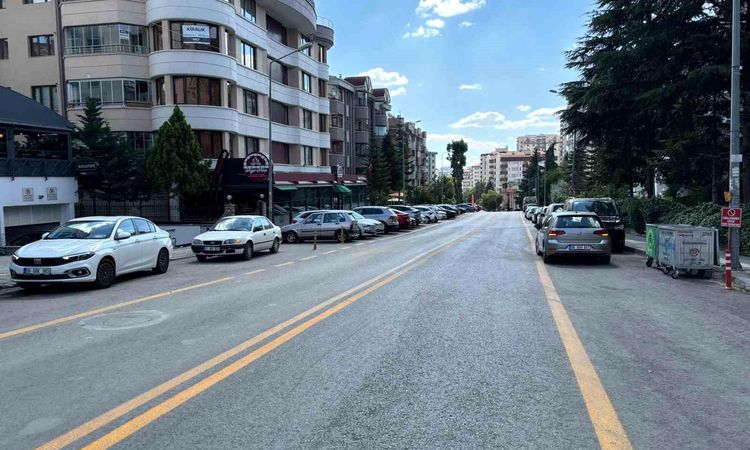 The driver who lost control of his vehicle crashed into 7 cars - Last Minute