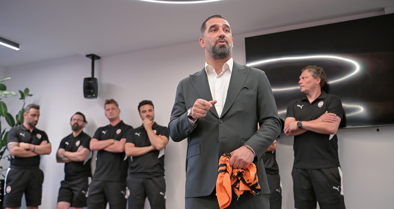 Son Gelişme: Arda Turan efsane olduğu takımın başına geçiyor! Milli yıldıza rakip olacak - Haberleri