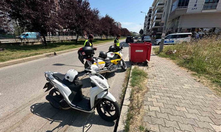 Ayrıntılar Netleşti: Atakum'da Motosiklet ve Otomobil Çarpıştı: 1 Yaralı - Haberleri | İşte Tüm Ayrıntılar