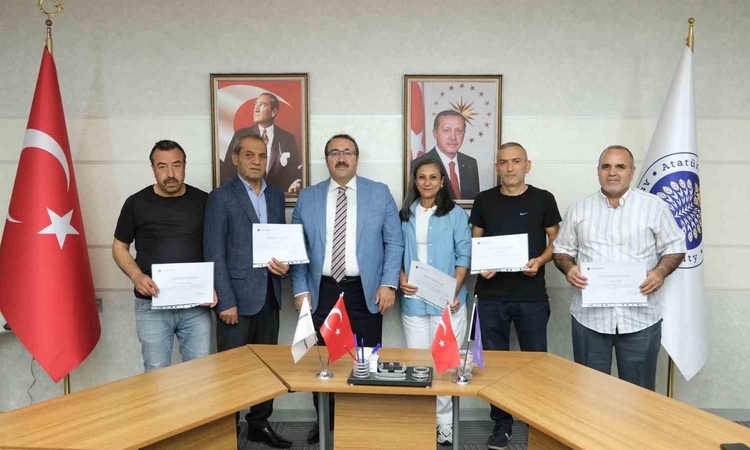 Atatürk Üniversitesi Hastanesinde emeklilik gururu ve Merak Edilenler