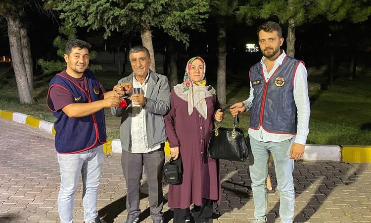 Son Gelişme: Avanos'ta araçtan hırsızlık: 4 şüpheli gözaltında - Haberleri