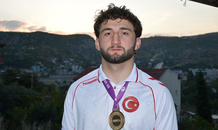 Son Gelişme: Avrupa şampiyonu güreşçi Salih Yusuf, dünya şampiyonluğu için mindere çıkacak - Haberleri - Son D